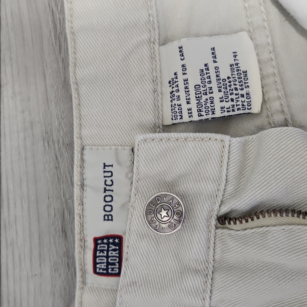 Faded Glory Women's High Rise Cream Colored Denim Jeans Boot Cut Size 14 - Picture 6 of 13